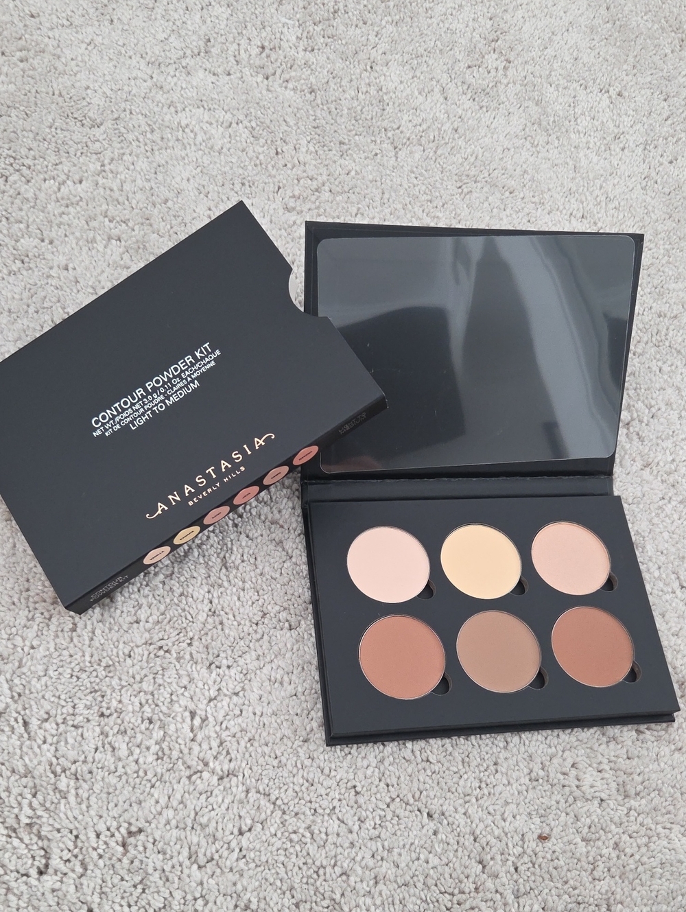 Anastasia Beverly Hills Contour Powder Kit NIB Light To medium